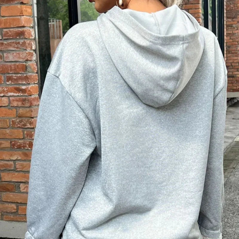 Aveline – Hoodie mit Spitzenakzenten und stilvollem Komfort