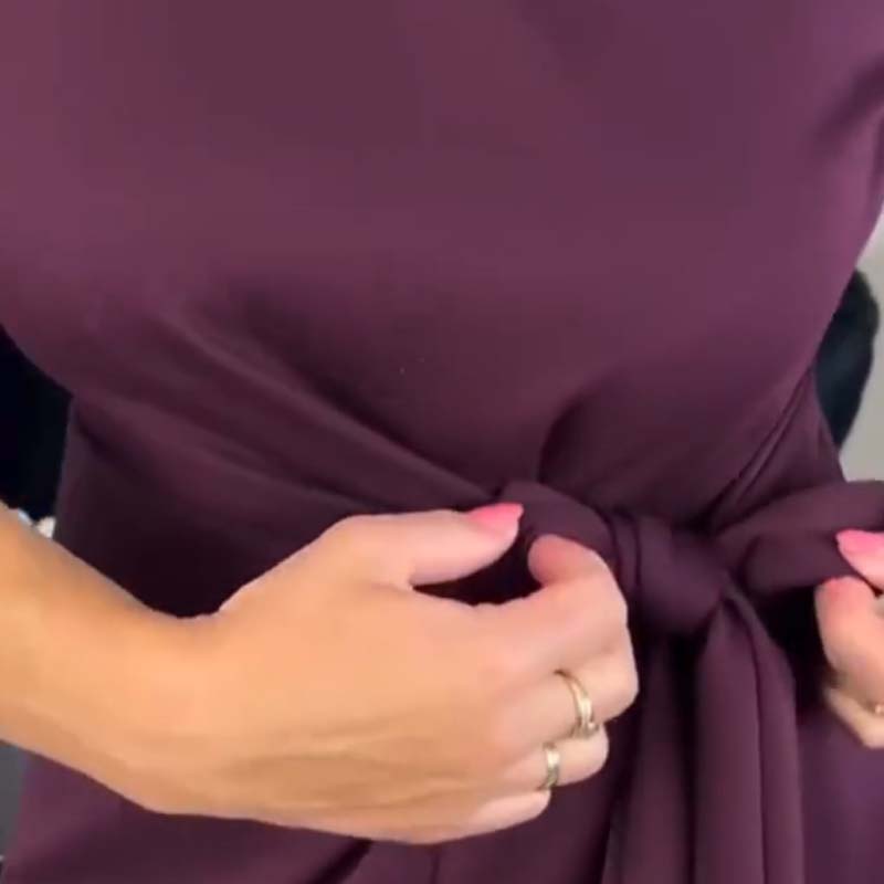 Seraphine – Elegantes Midikleid mit Taillenbindung