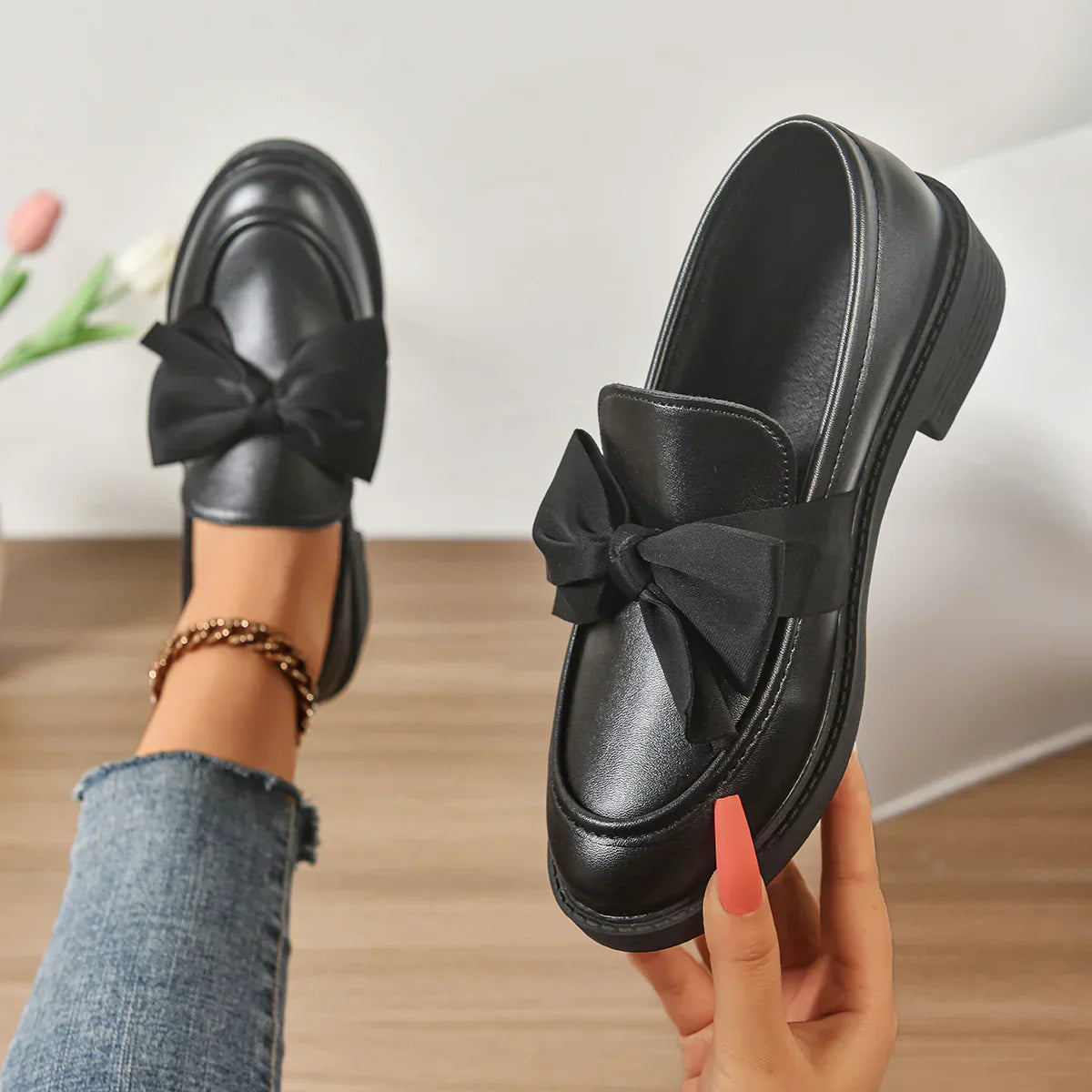 Lorella | Rutschfeste Slip-on-Schuhe mit runder Spitze