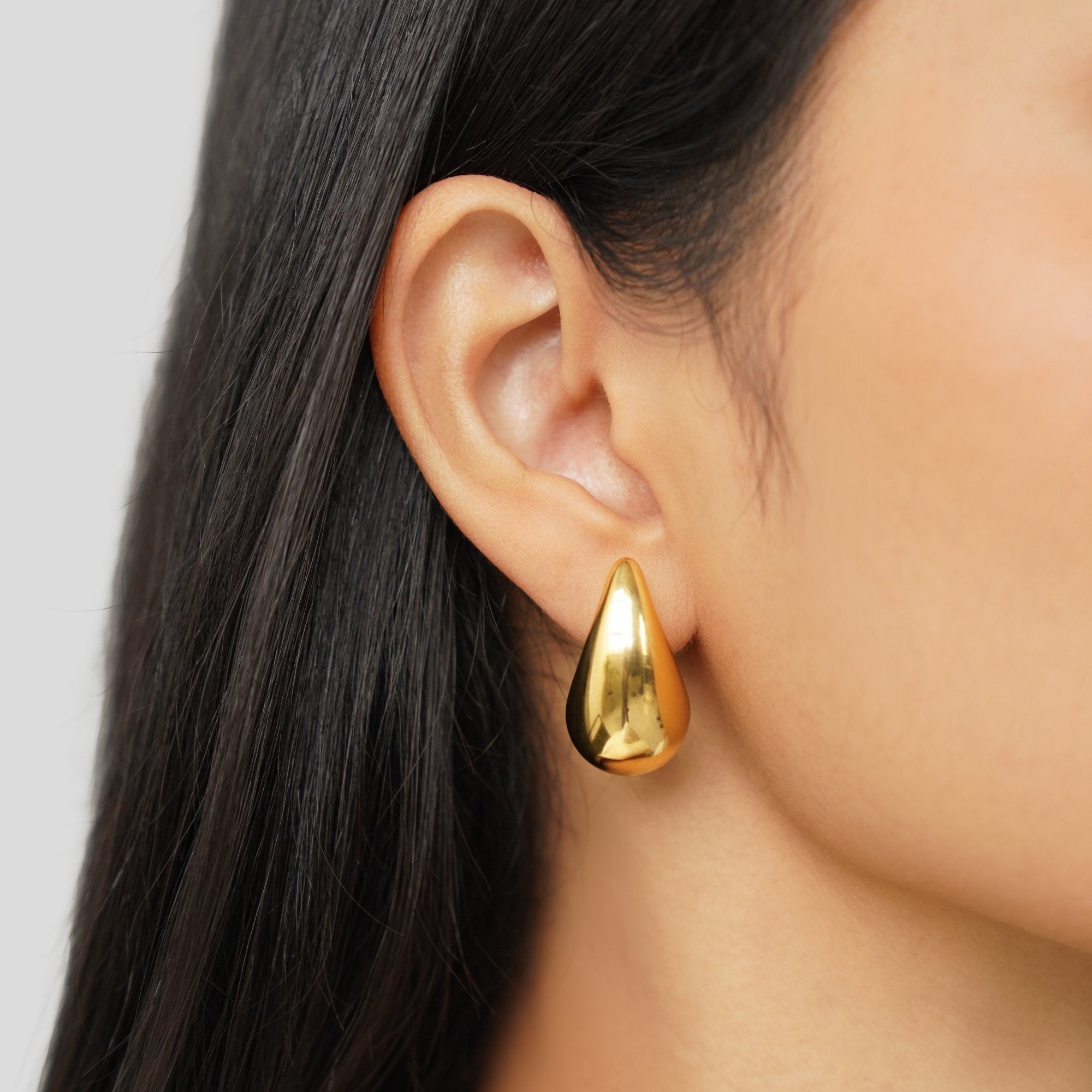 Ame Gold-Tropfen-Ohrringe