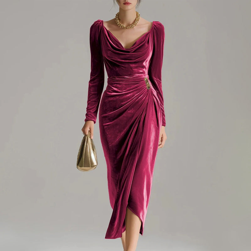 Margarette – Elegantes Velourkleid mit Drapierung