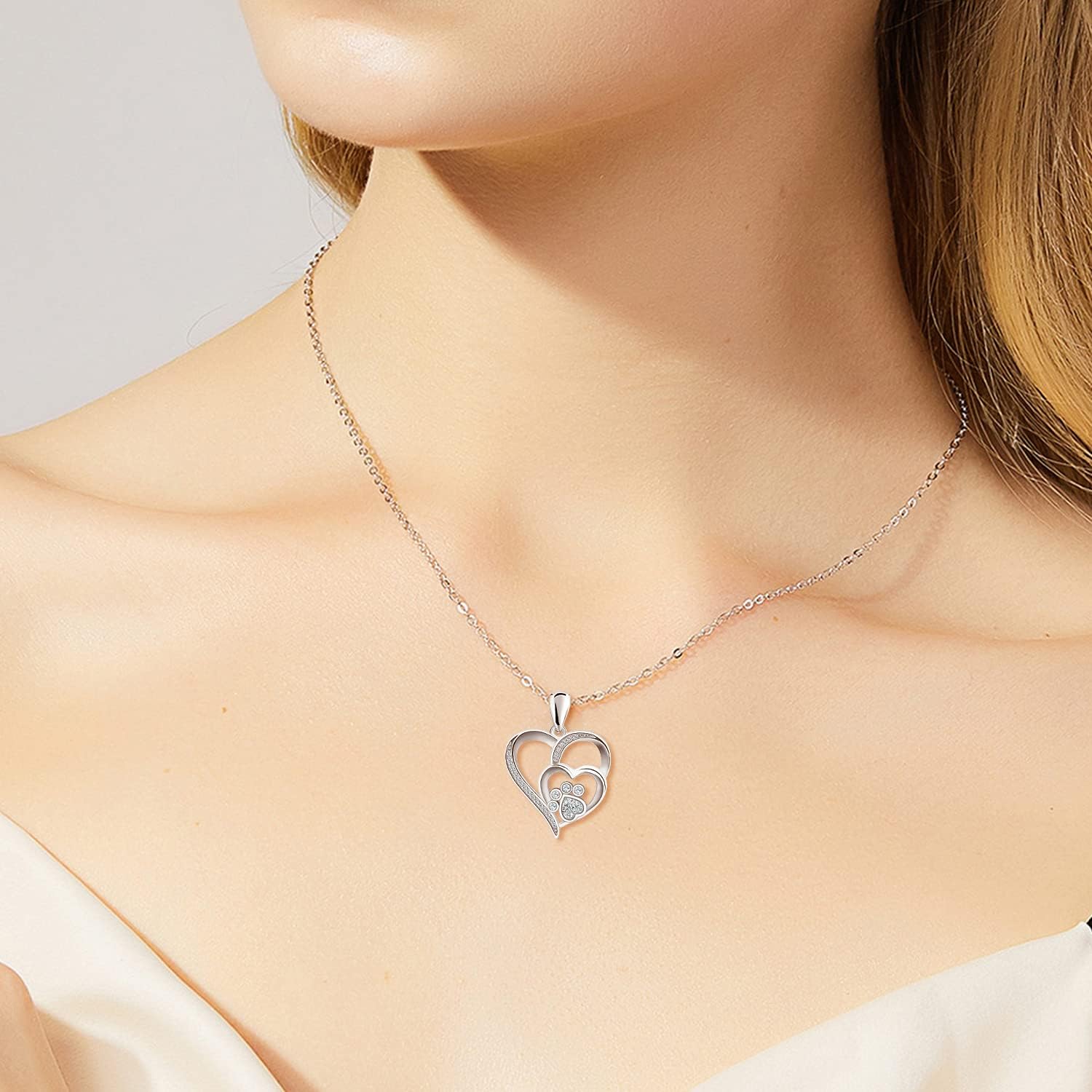 Sterling Silber Halskette mit Pfote und Herz mit Zirkonia