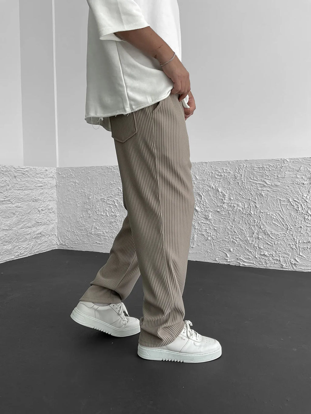 Adrian – Legere Hose für stilbewusste Männer