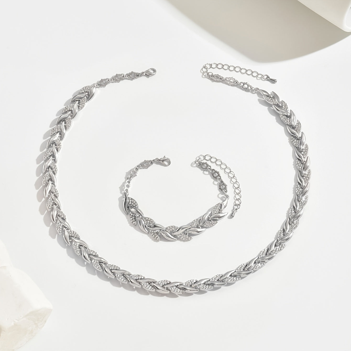 Vistero® | Handgmachts Fischschwanz Halskettli & Armband-Set
