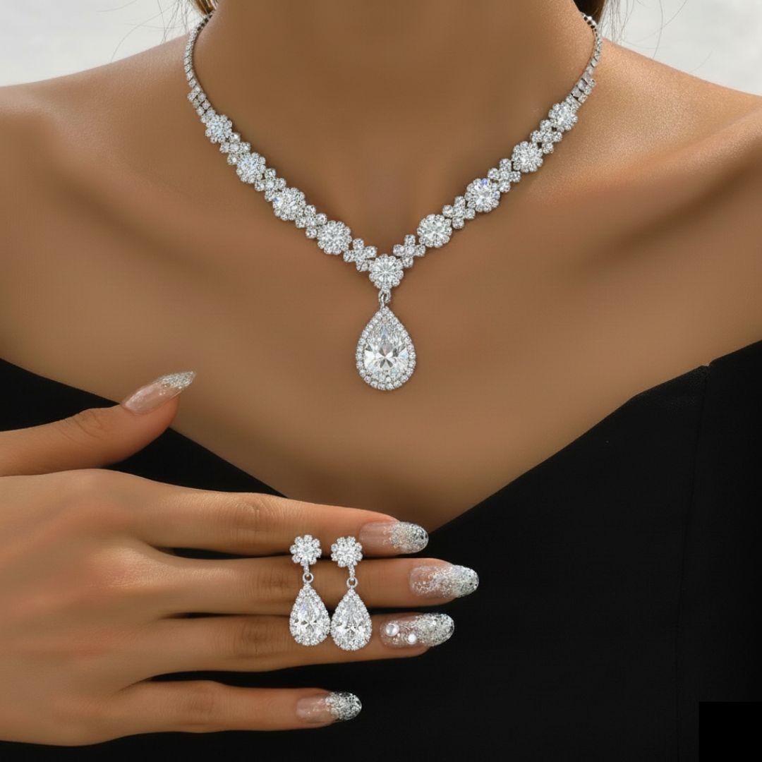 Kaylee™ – Kristallhalskette mit Ohrring-Set (1+1 GRATIS)