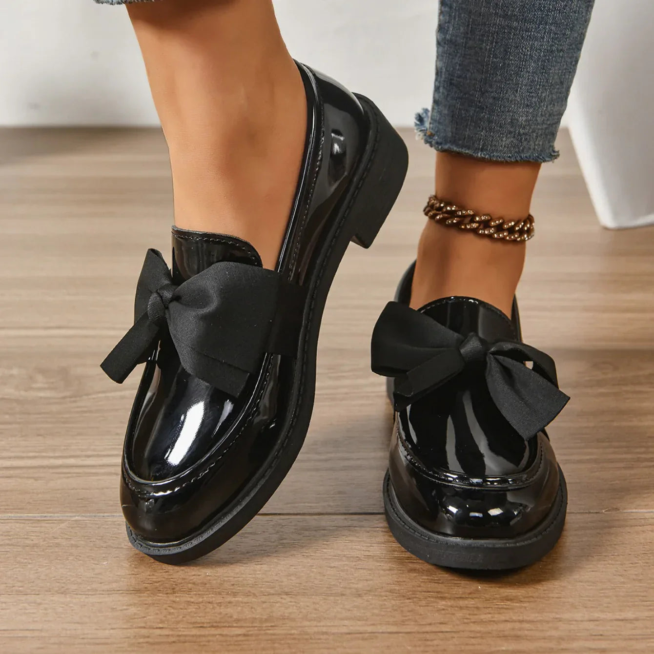 Lorella | Rutschfeste Slip-on-Schuhe mit runder Spitze