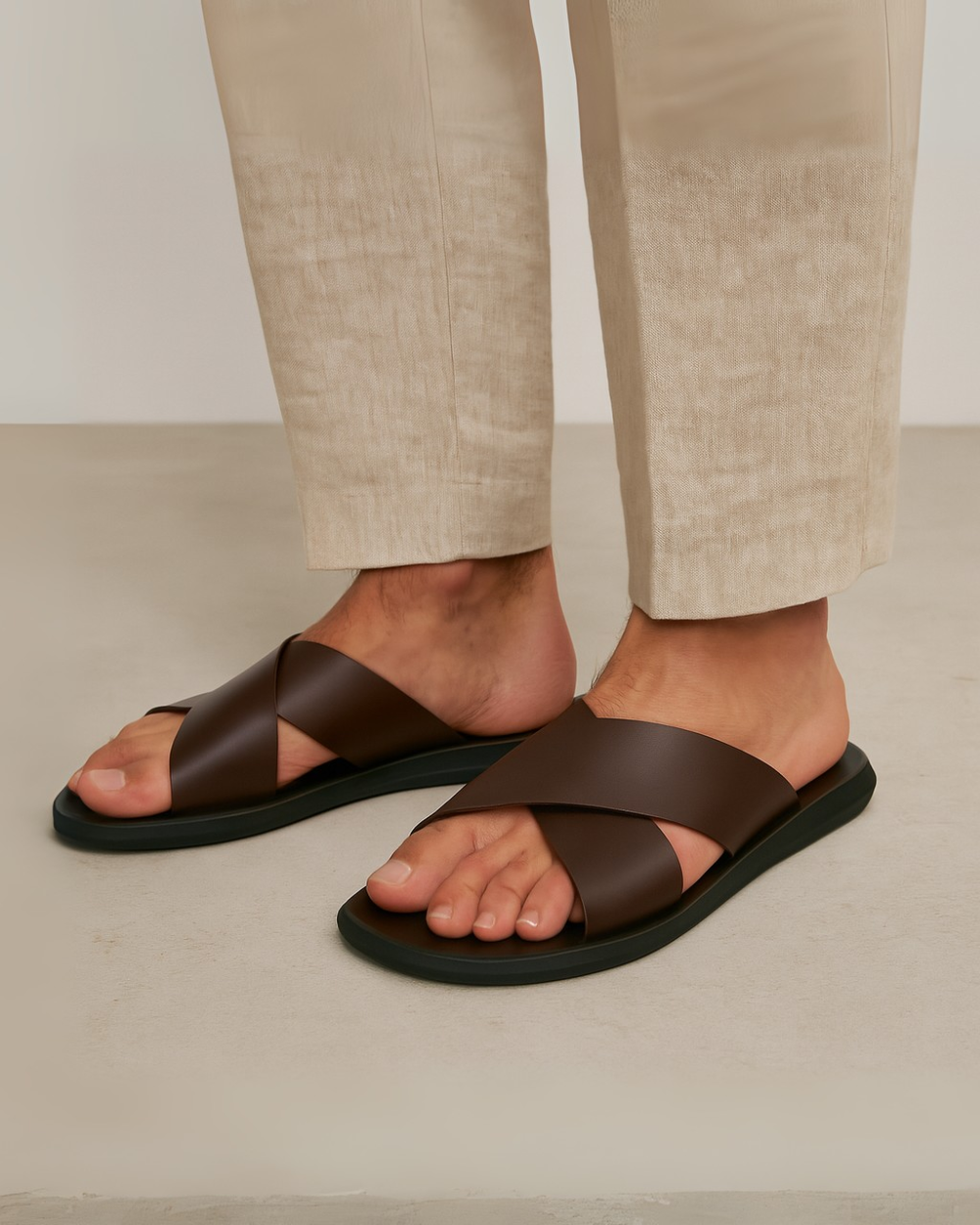 Illino | Sandalen mit Kreuzriemen