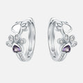 Paw Huggie Silberohrringe mit Zirkonia und herzförmigem Edelstein