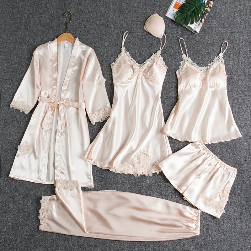 Dana – Elegantes Satin-Nachtwäsche-Set
