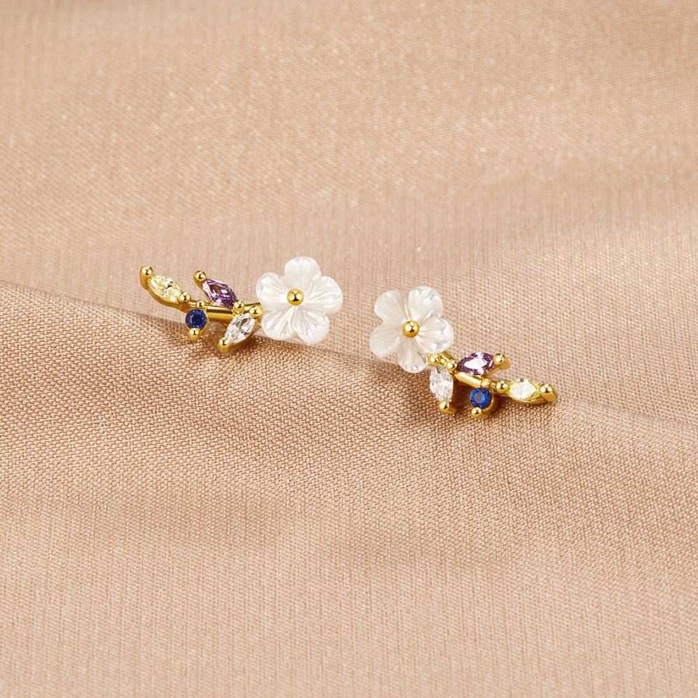 Crystal White Blossom Ohrringe