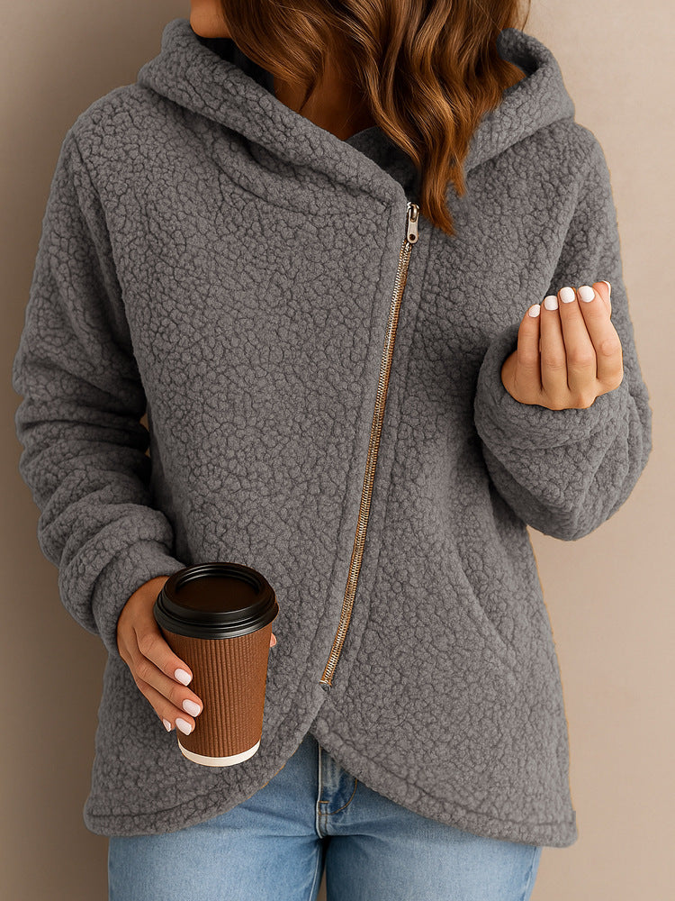 Elara – Gmüetlicher Hoodie mit Asymmetrischem Reissverschluss