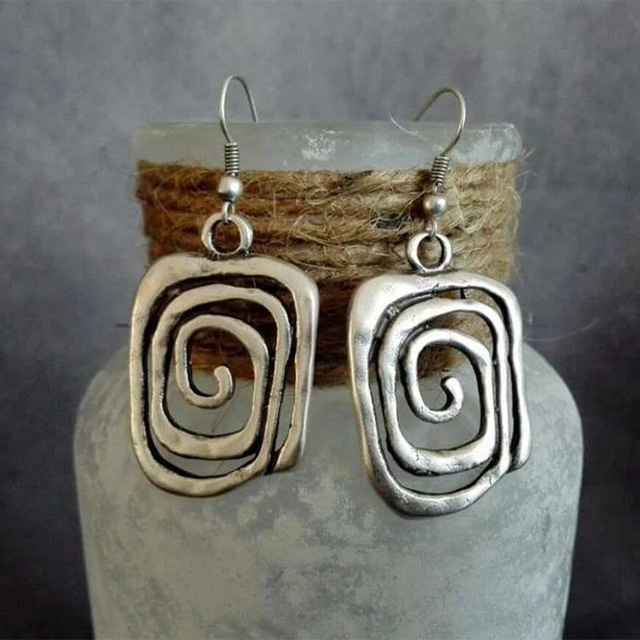Silberne Boho-Spiral-Ohrringe