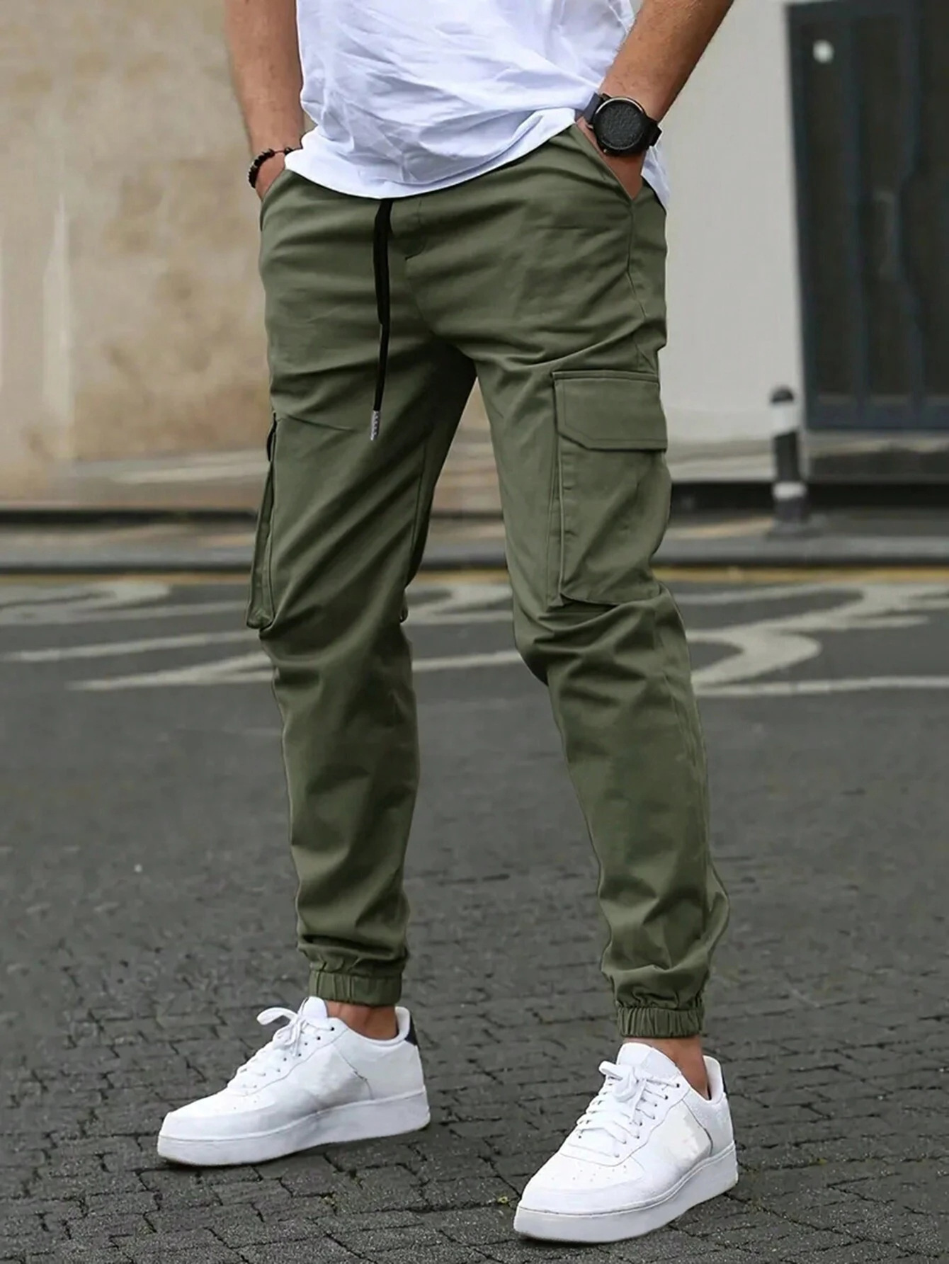 August – Stylische Herren-Cargo-Hose